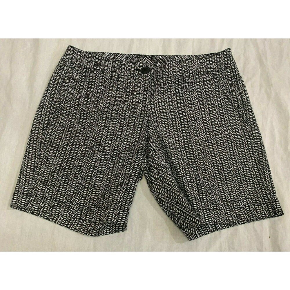 CABI WOMENS SHORTS SIZE 2